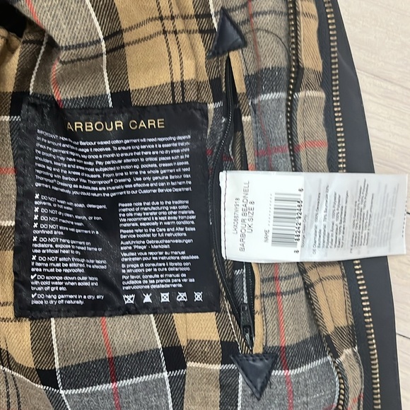 Barbour Classic Beadnell Waxed Navy Utility Jacket - Picture 14 of 17